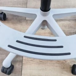 Herman Miller Aeron Stool -Othee Home Shop 1500 1500 frame 0 2210